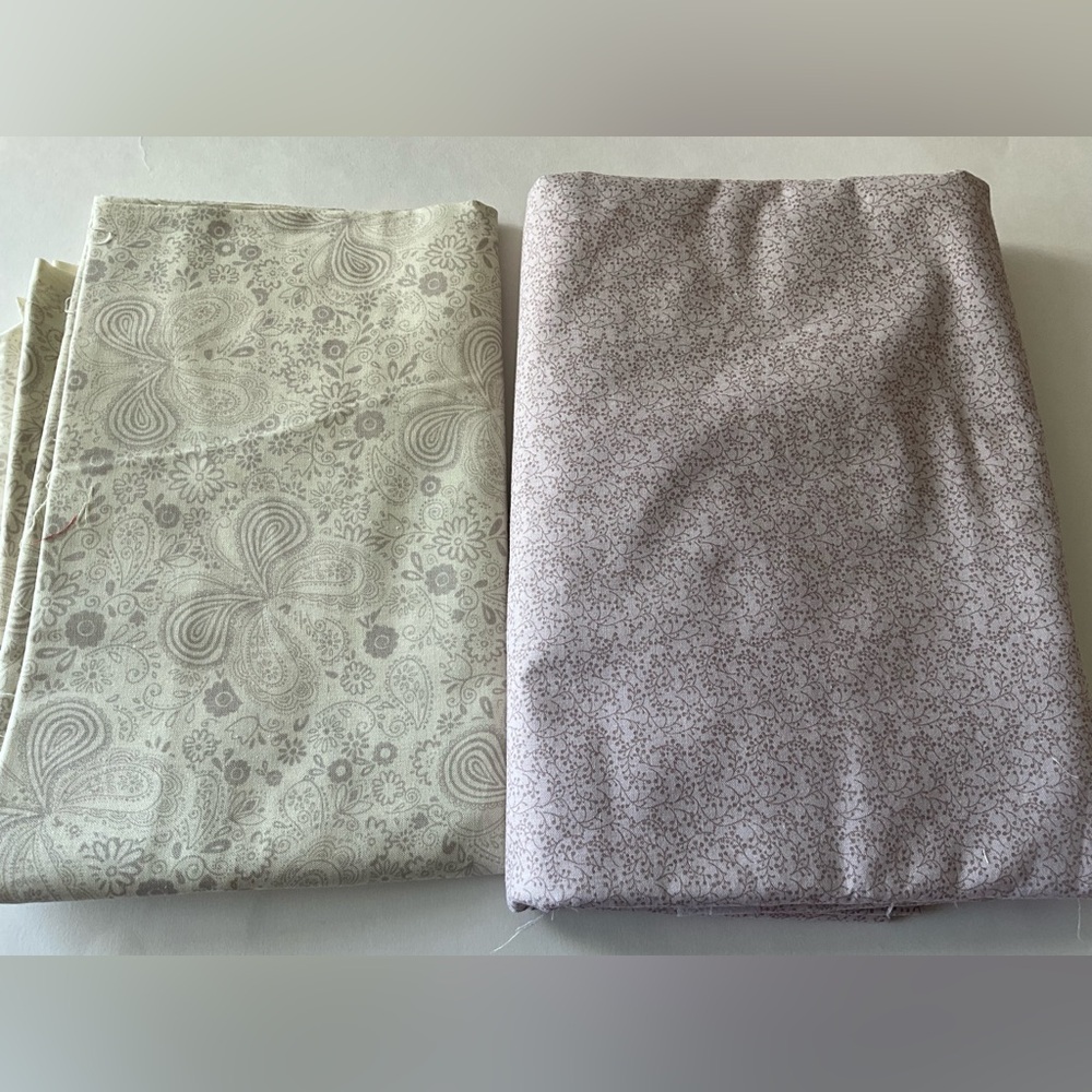 Quilting Fabrics Sewing Material Craft Lot Paisley Light Purple Cream